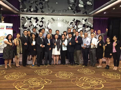 To create "along the way" business opportunities, Hong Kong successfully hosted the dinner exchange