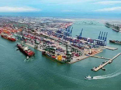OOCL AX1, PA1 conversion route Rotterdam berthing, both exports and imports fell in July, China