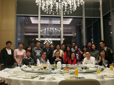 New year's day, a large open! All the staff in the year 2018 year OYM dinner