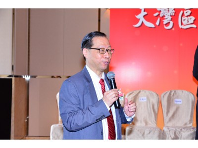 OYM Feng is the Director of the Branch of Guangdong Logistics Industry Association.
