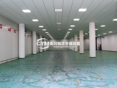 冷凍庫，庫內(nèi)照片，溫度要求為-18度