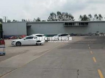 空曠的停車地方