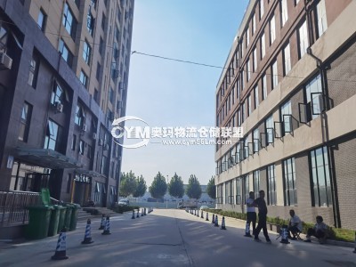 車輛進(jìn)出便捷，周圍有便捷生活區(qū)