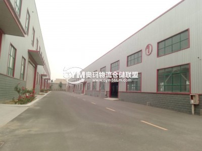 園區(qū)內(nèi)道路寬敞，可以自由?？寇囕v
