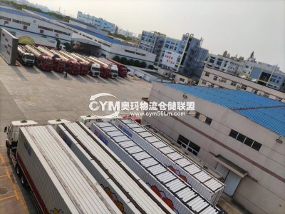 可停放30臺(tái)?；奋囕v停車場(chǎng)