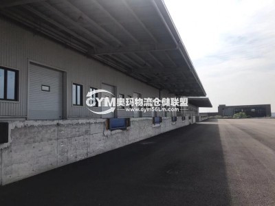 首層高臺(tái)1.3米，二層高臺(tái)1.5米